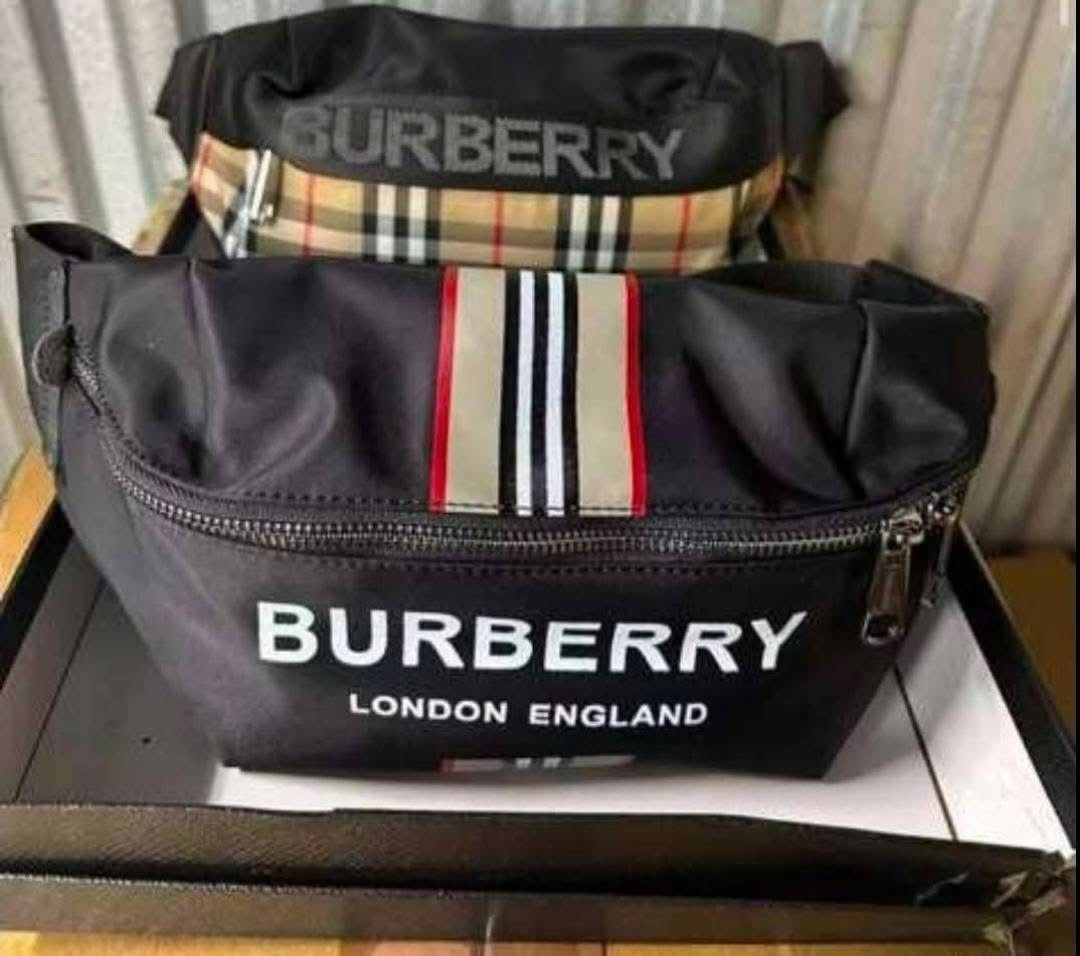 Burberry Black Check Belt Bag Fanny Pack Zip Closure Beige Red White