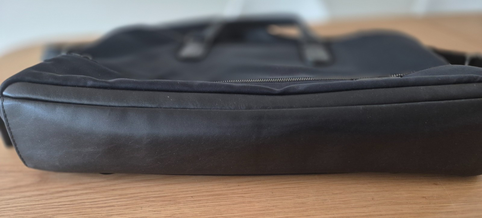TUMI AVONDALE TOP ZIP BRIEFCASE COMPUTER BAG MODEL 148590 TUMI HARRISON BLACK