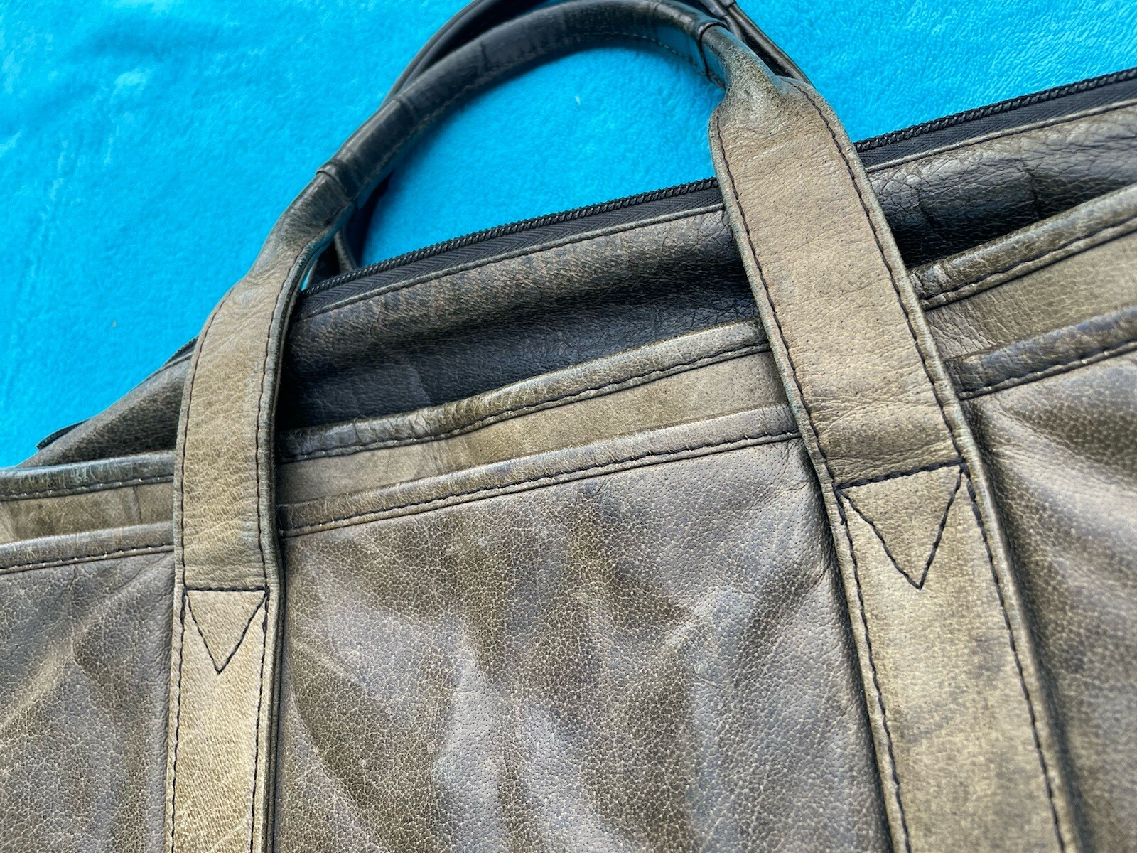 Vintage Leather Briefcase Portfolio Heritage Industries India Sun Faded Patina