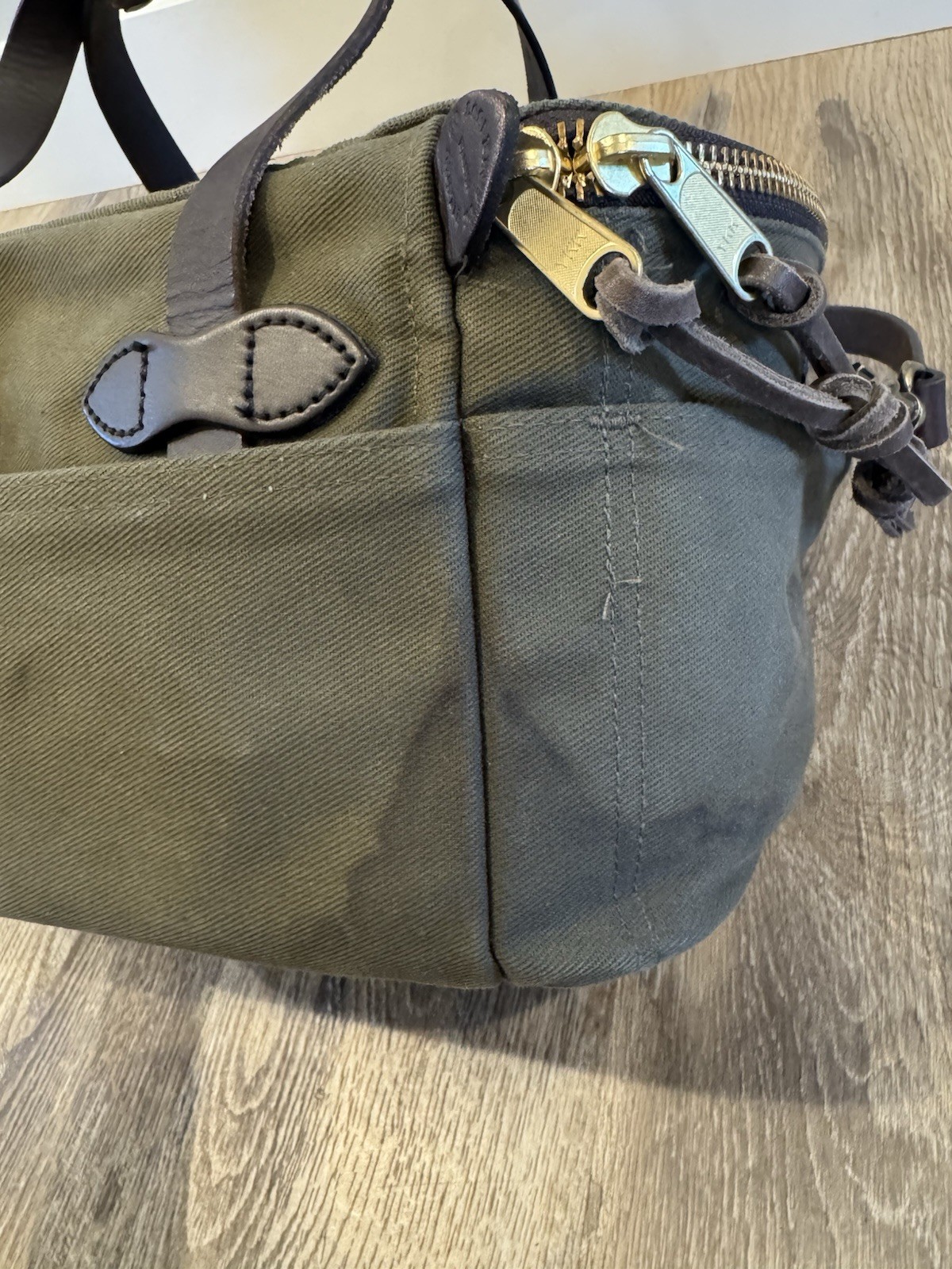 Filson Rugged Twill Compartment Case 264 – YKK – Otter Green – Camera Bag