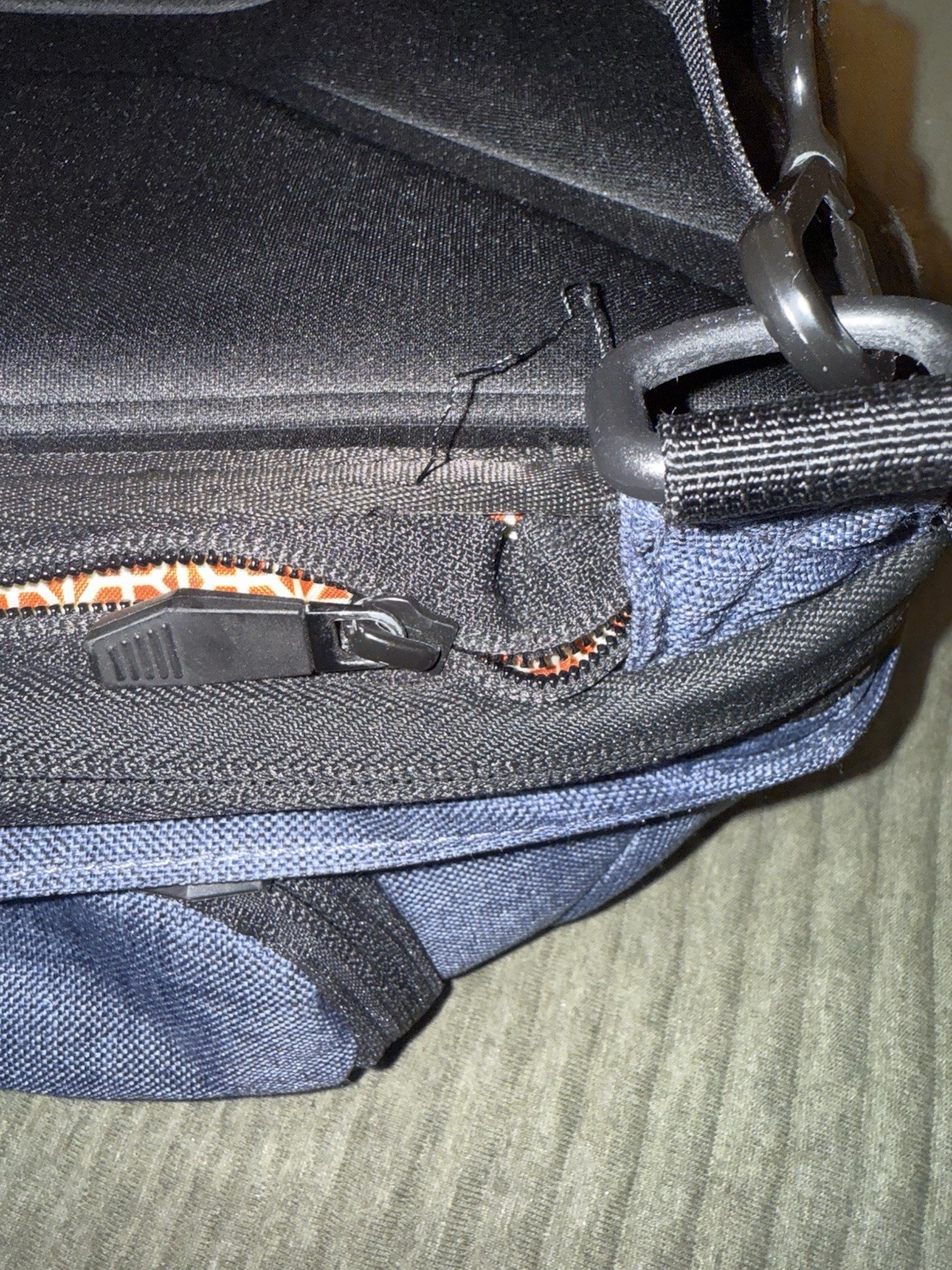 Knack Series 1 Medium Expandable Backpack Blue/Gray – Wharton UPenn – Very Rare