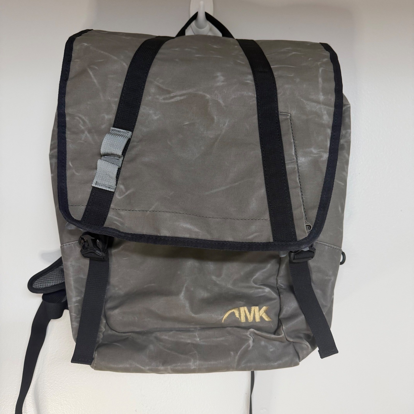 Mountain Khakis MK Jackson Hole Wyoming Backpack Olive Grey Coated Canvas