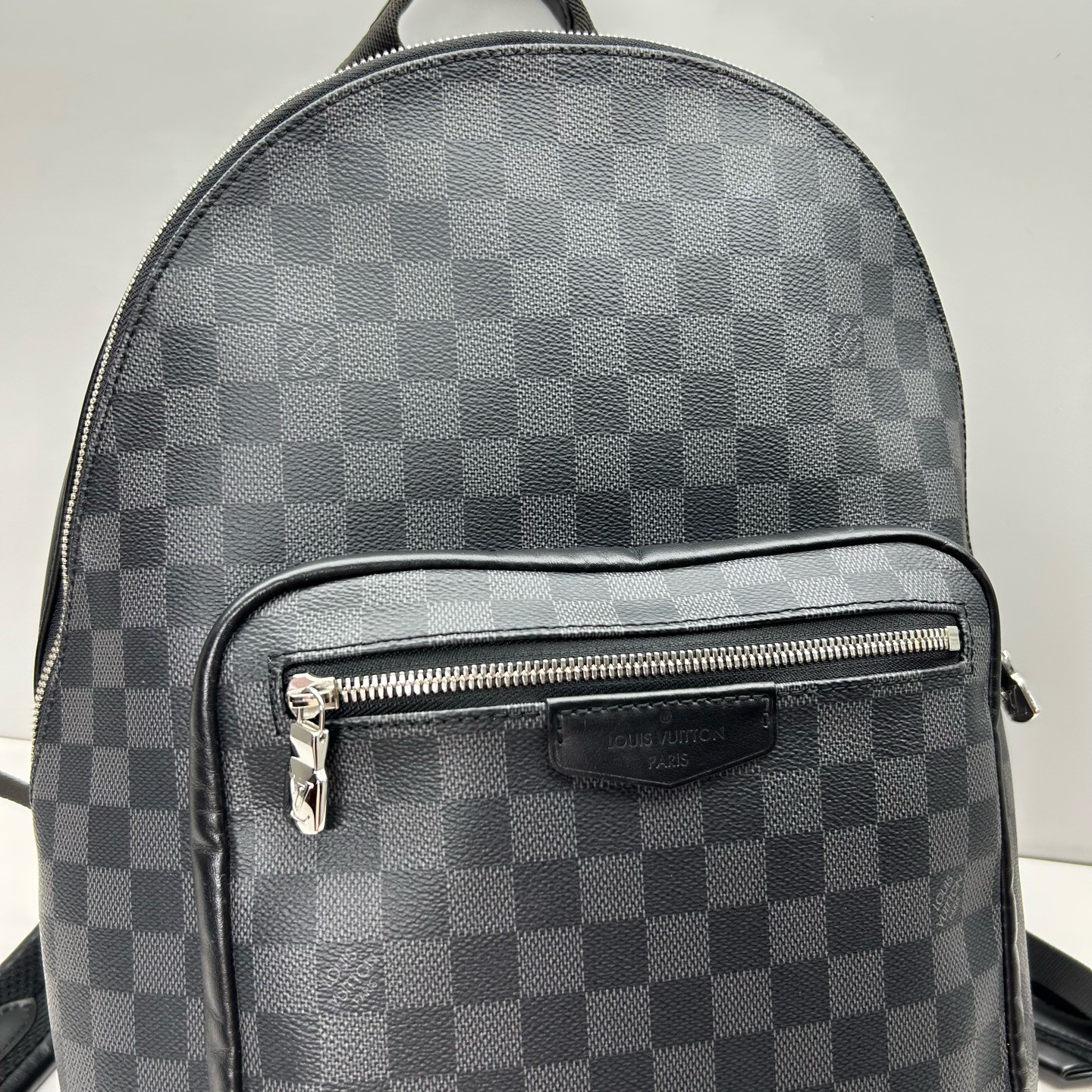 Louis Vuitton Pre-Owned Authentic Josh Backpack Black N40365 30x40x12cm