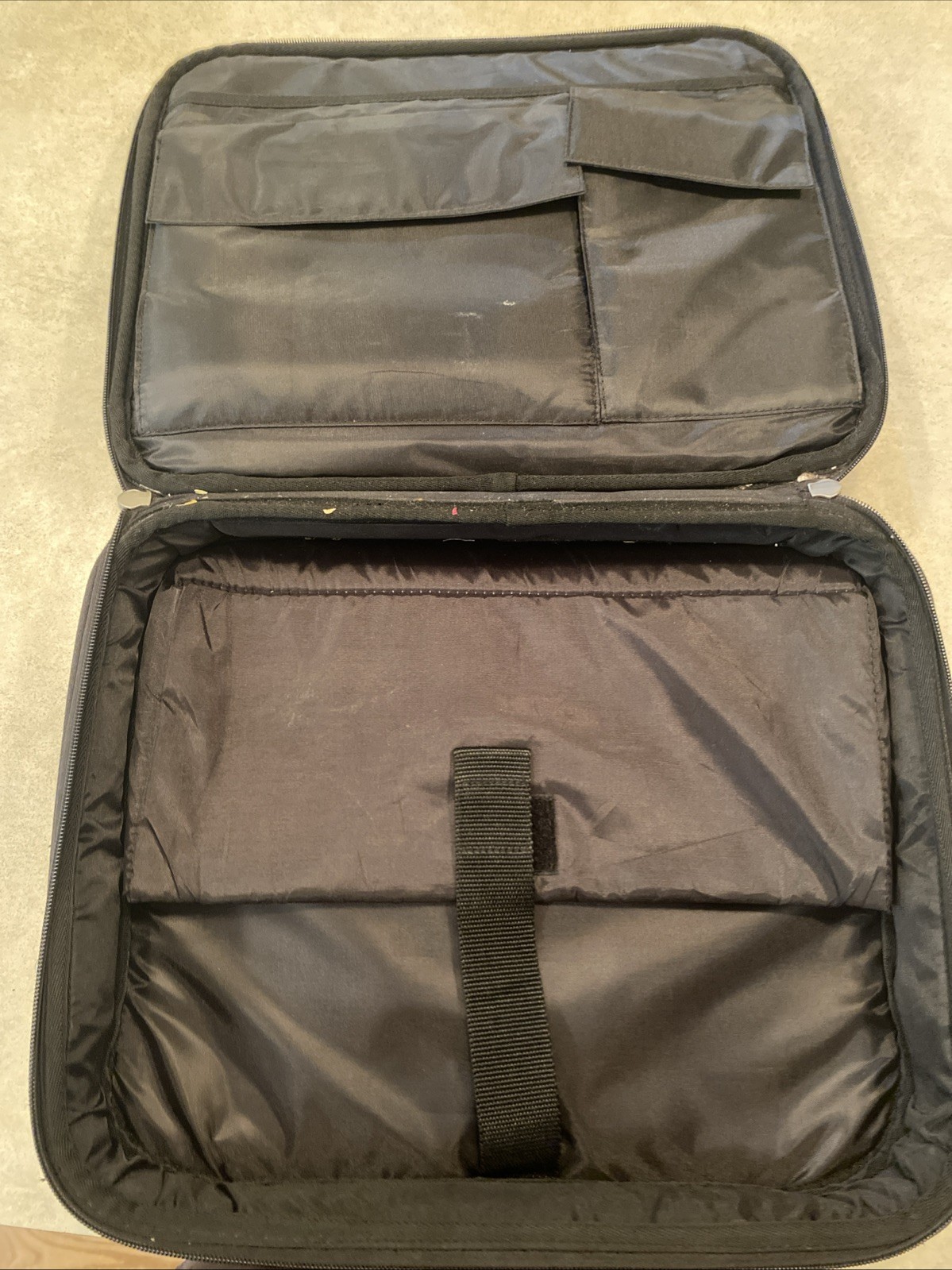 Samsonite Luggage Fabric Slim Briefcase Black Laptop Bag Case 17” X 13” X 4”