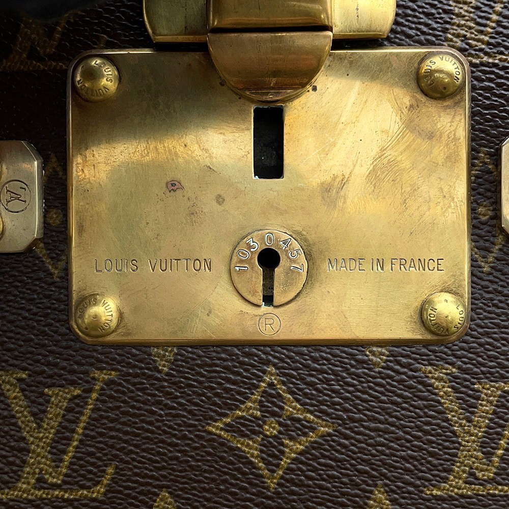 LOUIS VUITTON Bisten Size 55 Monogram Brown M21327