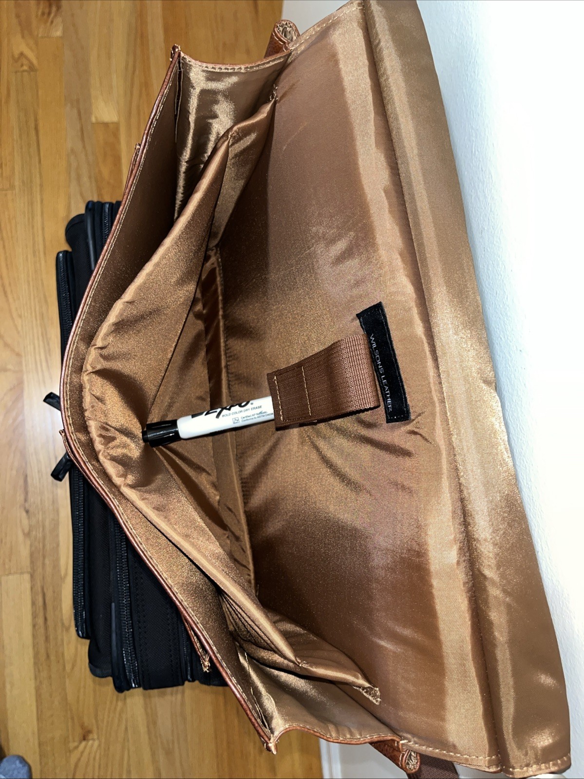 Wilsons Leather Messenger Bag Briefcase Laptop Shoulder Bag – Brown, EUC