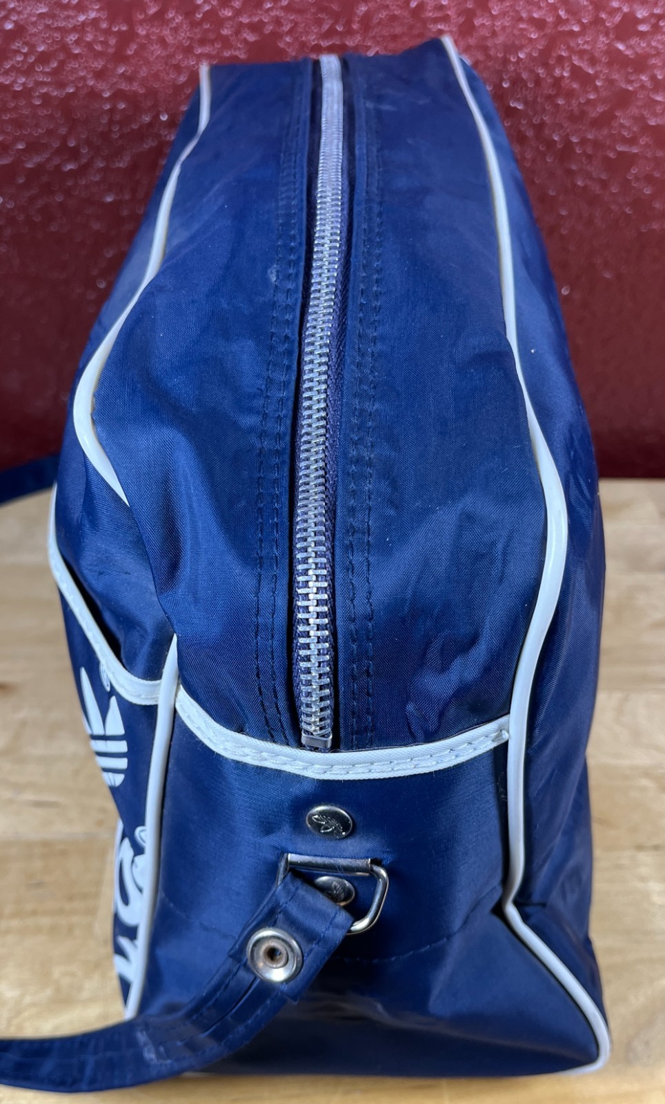 Vintage Original Adidas Trefoil Blue/White Duffel Gym Shoulder Strap Travel Bag