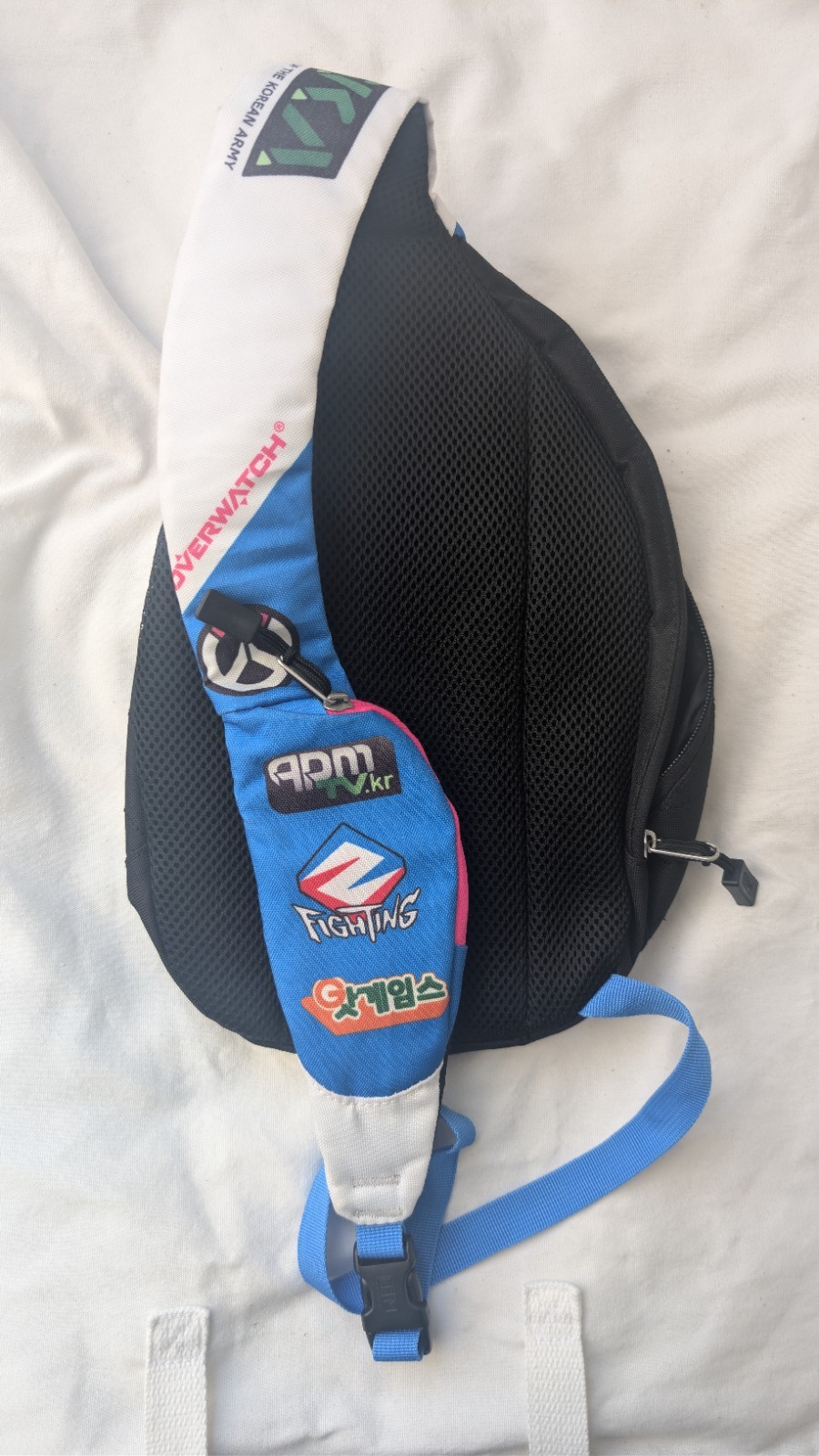 Loungefly Overwatch D.Va Sling Crossbody Bag