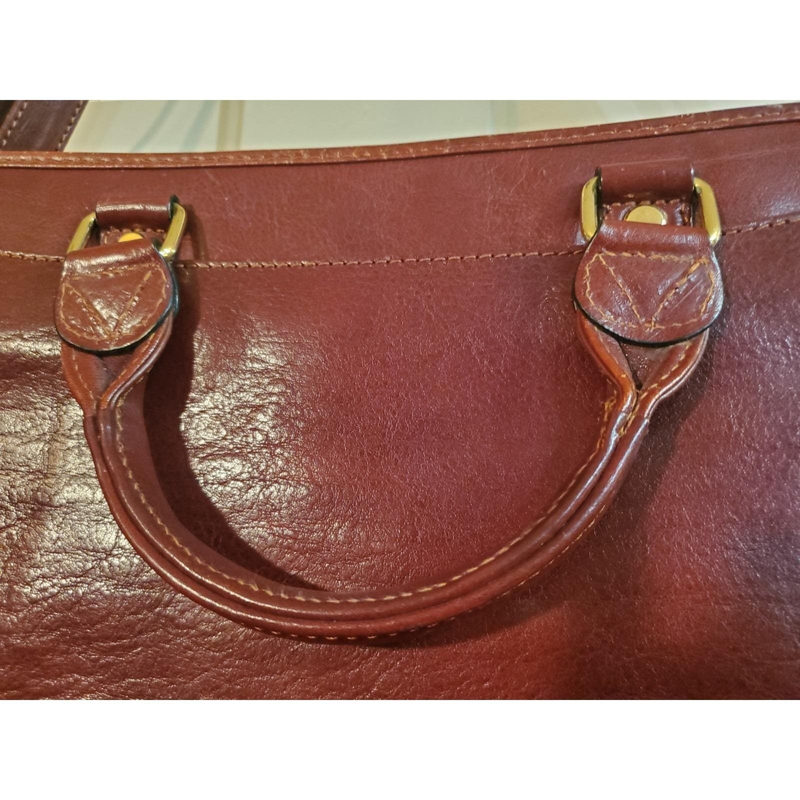 Cognac Brown Leather Briefcase Lap Top Case Dbl Handle Shoulder Strap Vantaggio