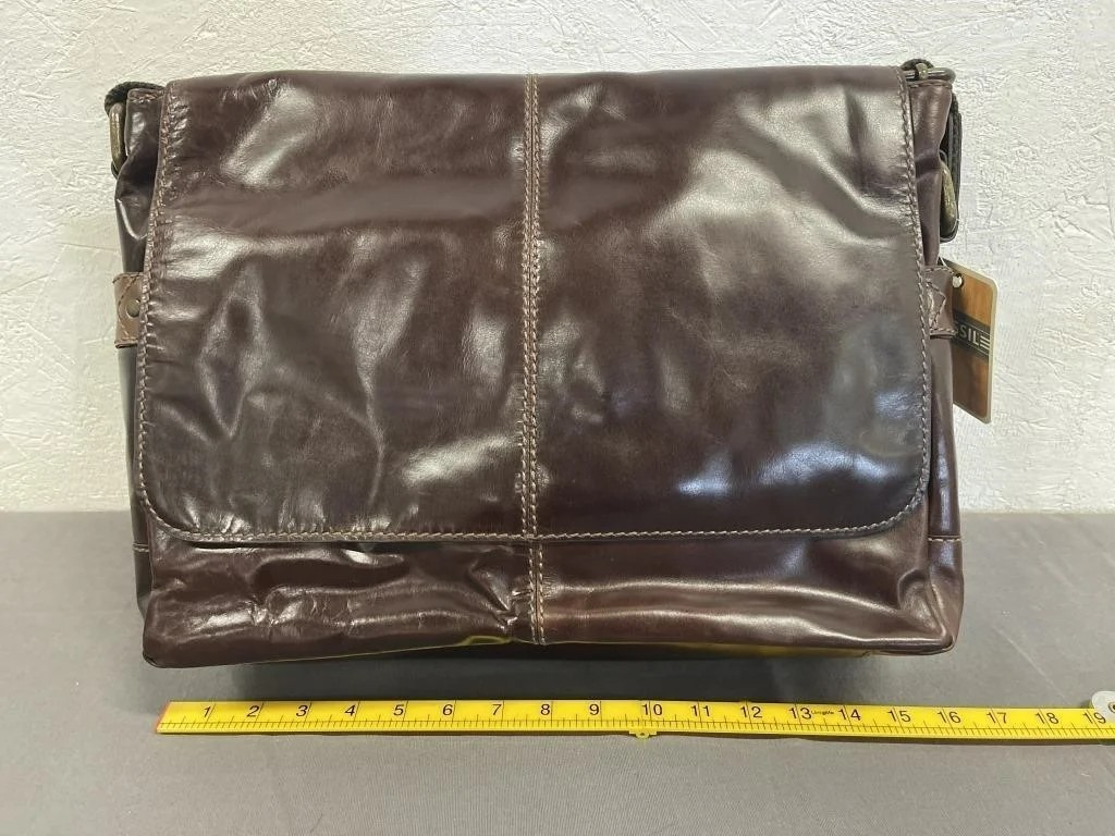 Fossil Jackson E/W Leather Laptop Messenger Bag MBG1154‑201 Brown NWT