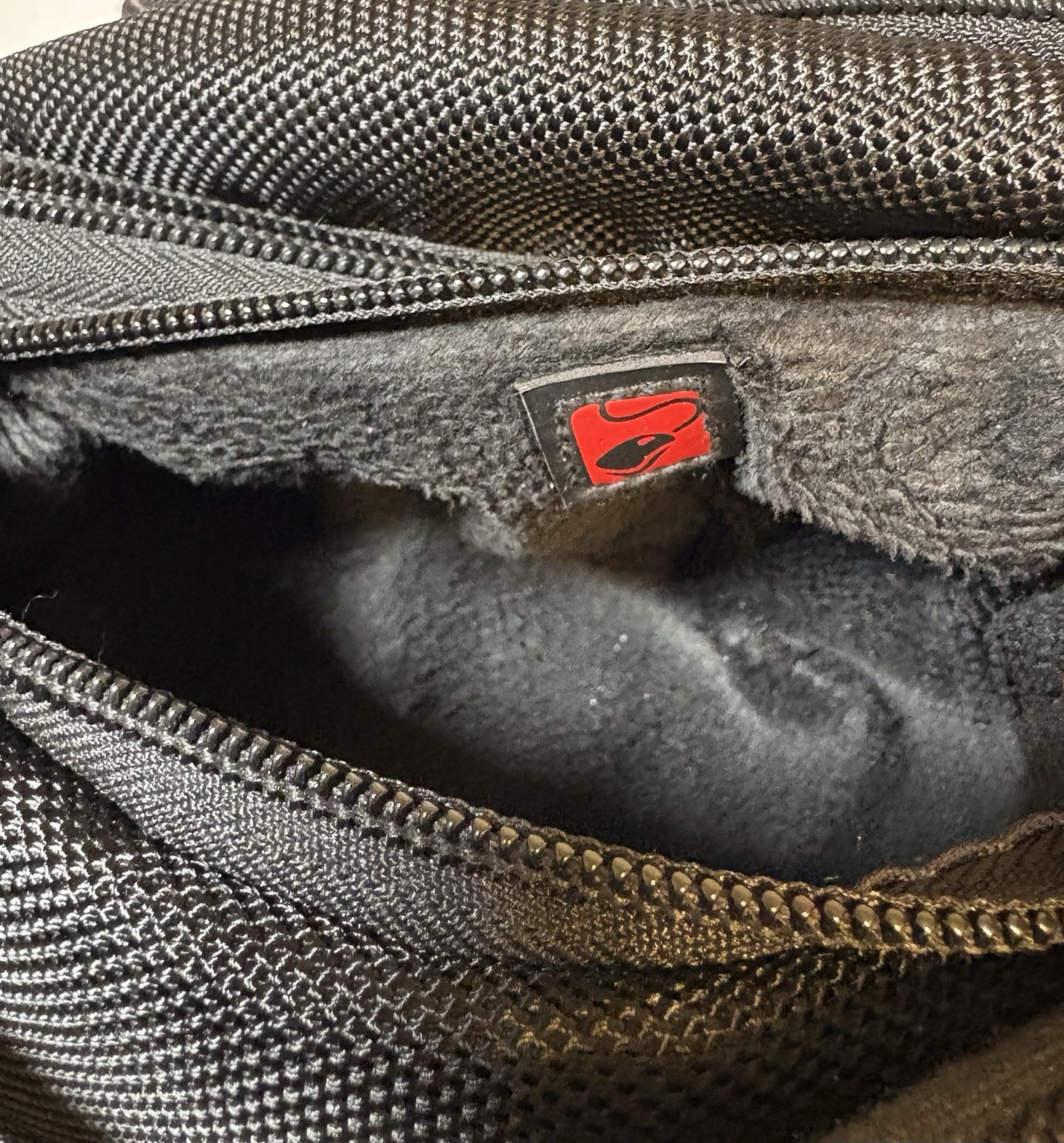 OGIO Black Men’s Backpack Zip Closure Top Handle Padded Inner Outer Pockets