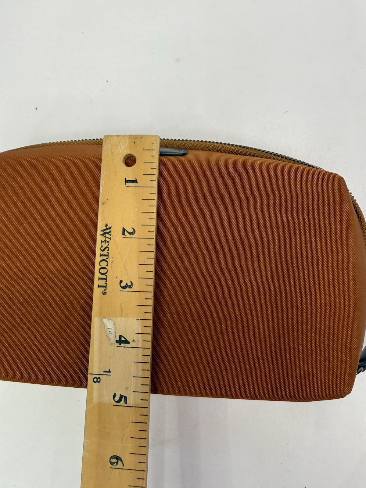 Bellroy Tech Kit Compact (Tech Accessories Organizer, Zipper Pouch) – Bronze