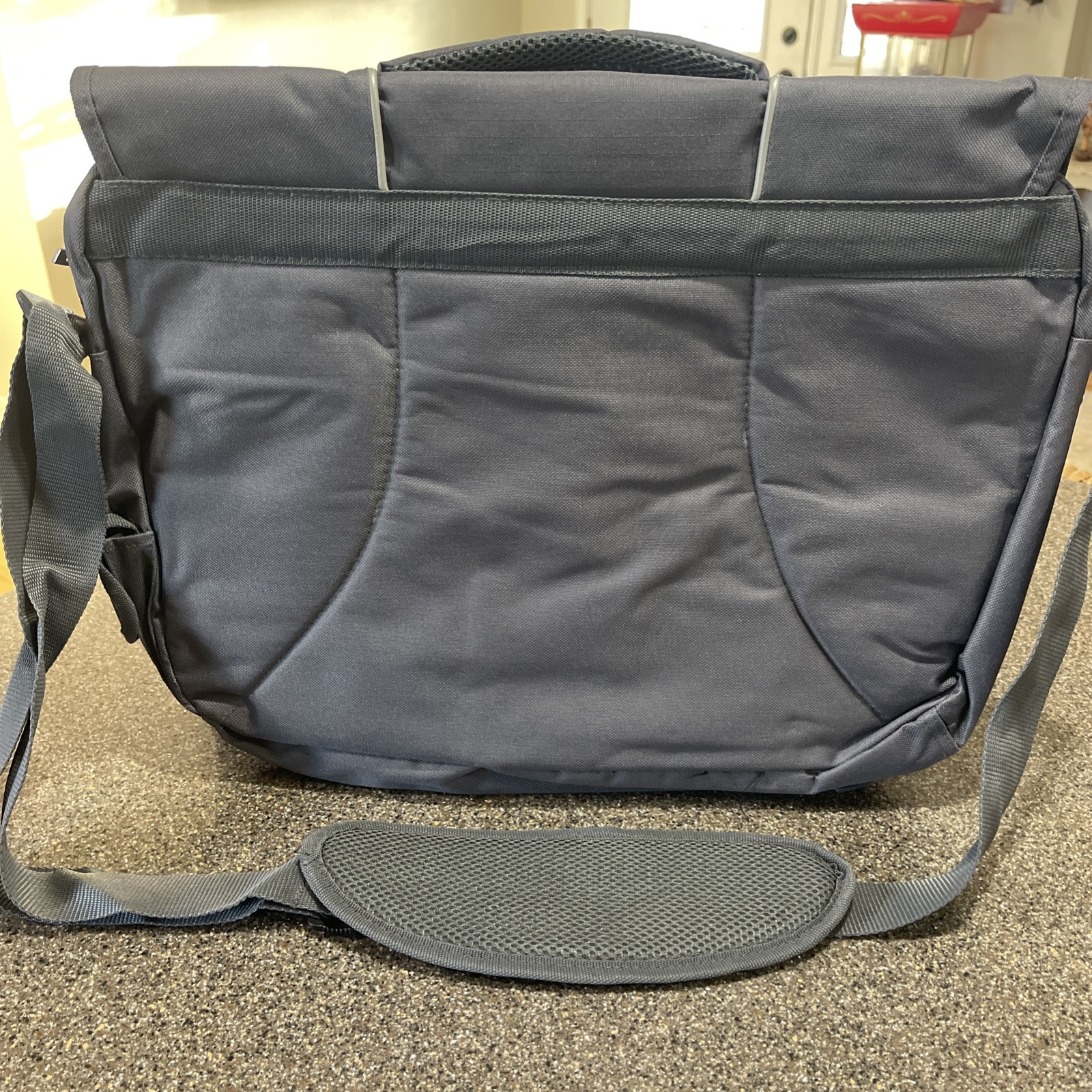 2006 Guess Urban Messenger Computer Complete Carry On Bag Marciano Grey NWOT