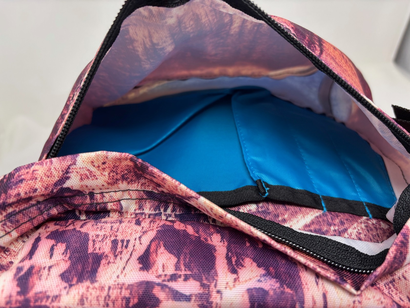 JanSport Student High Stakes Multi Agates Skies Original Mountain Backpack Bag