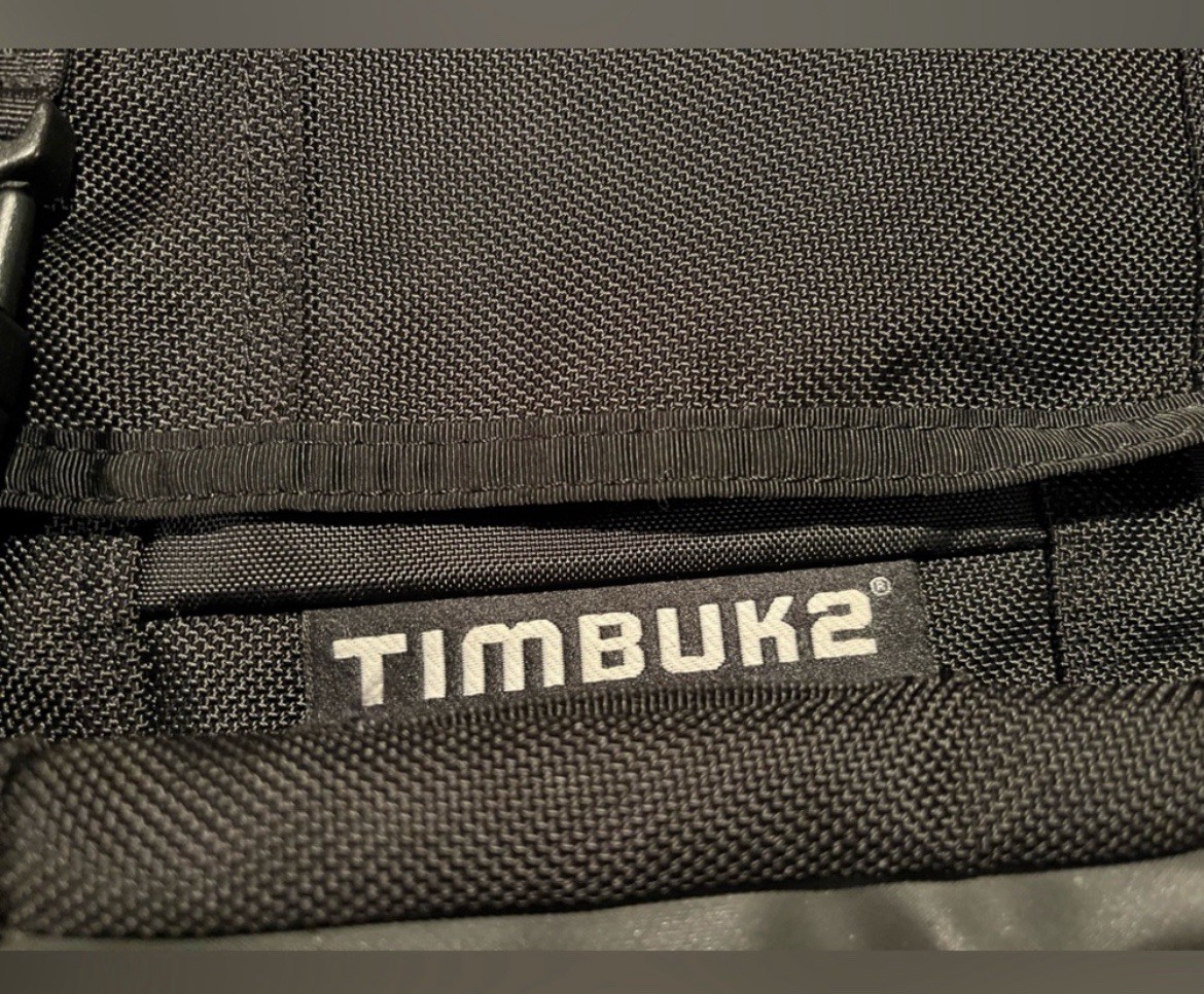 Timbuk2 Messenger Bag, Black, Medium Size 18”x12”x5.5”