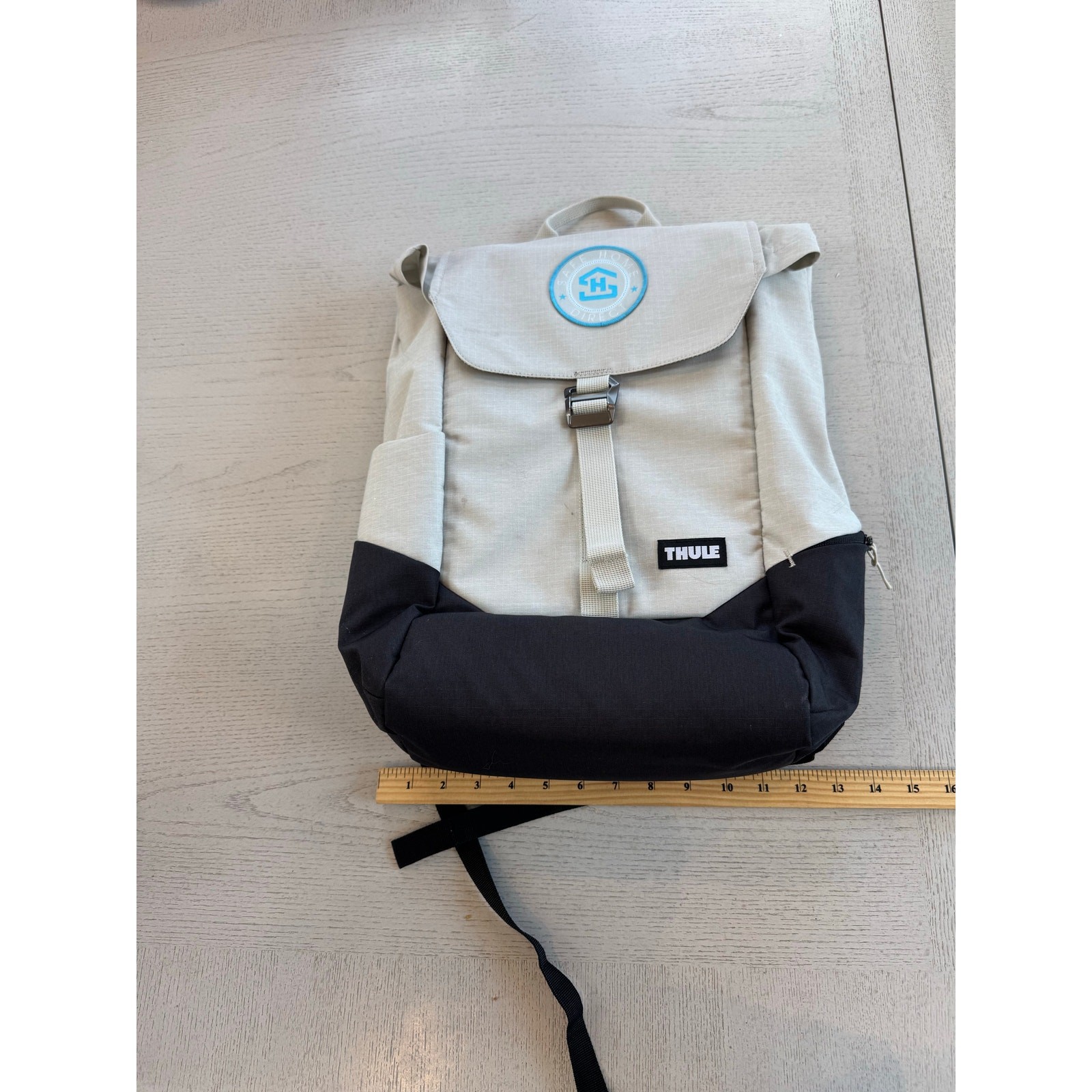 NWOT THULE Jartop Backpack Laptop Work Bag Grey and Beige with Company Logo (B)