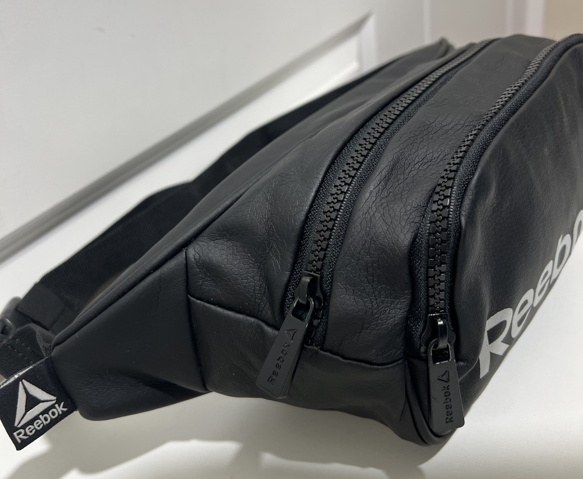 Reebok Fanny Pack Black Unisex Belt Weist Bag Adjustable Water Resistant