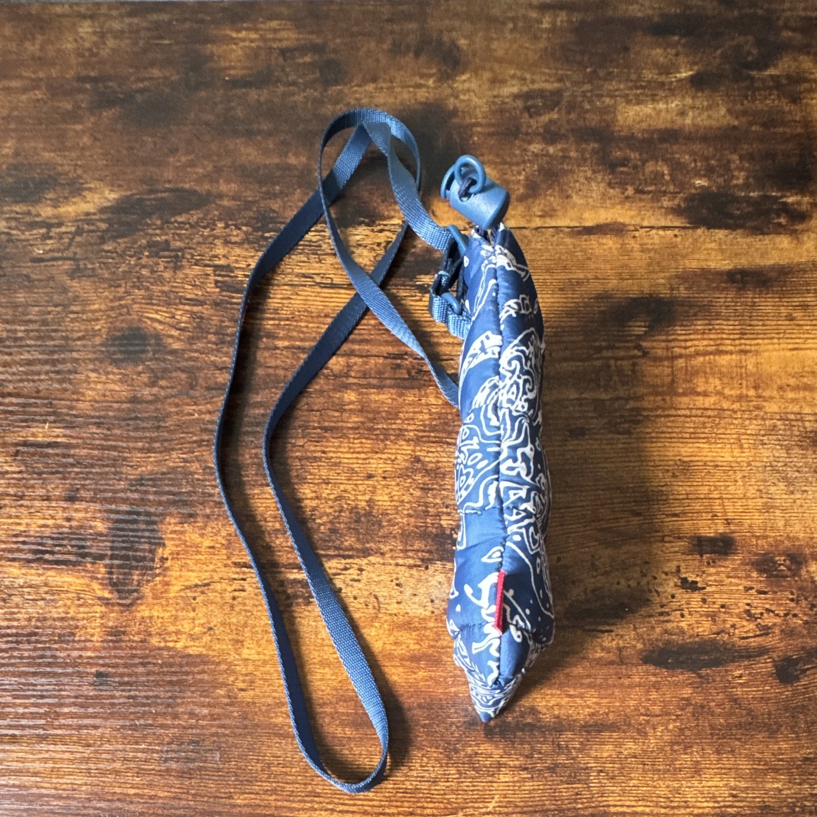 Supreme Blue/White Paisley Small Drawstring Crossbody Pouch, Adjustable Strap