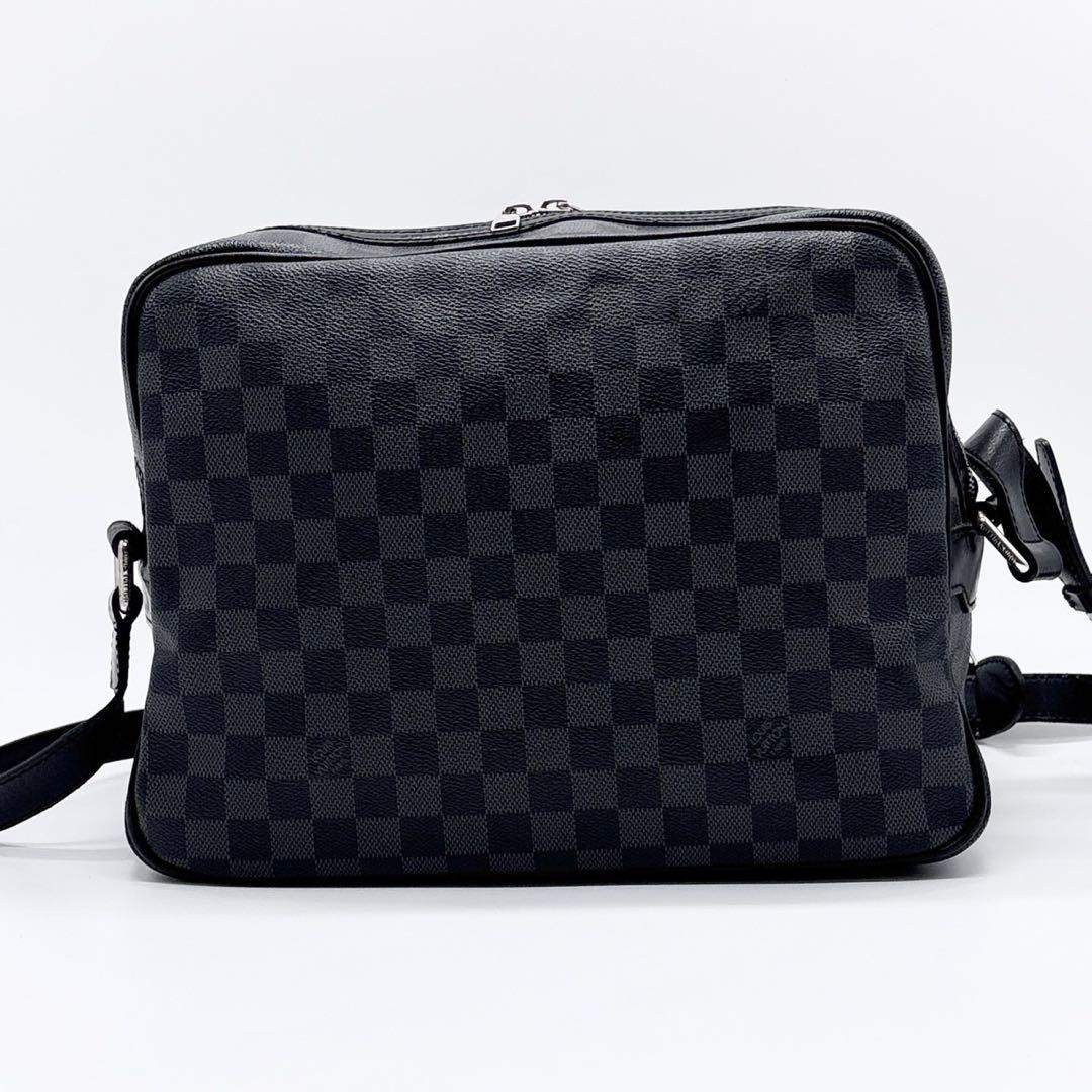Louis Vuitton Damier Graphite Nile Messenger Bag Handbag Spacious 36x22x14cm