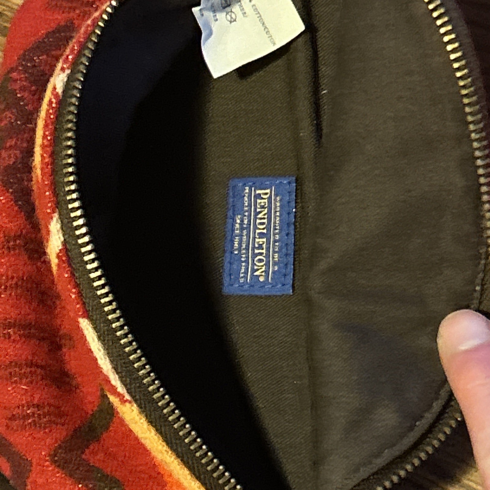 Pendleton Vintage Wool Leather Strap Small Barrel Bag Southwestern Aztec Print