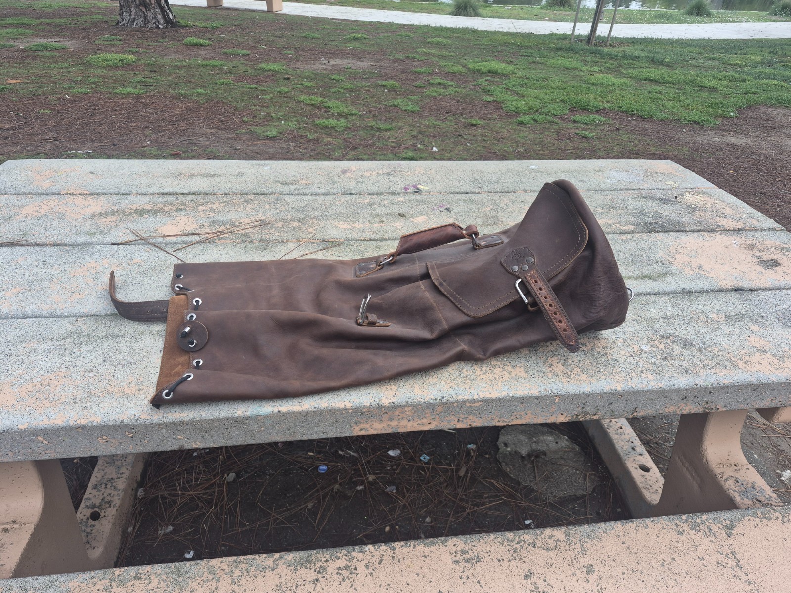 saddleback leather membership military duffle bag