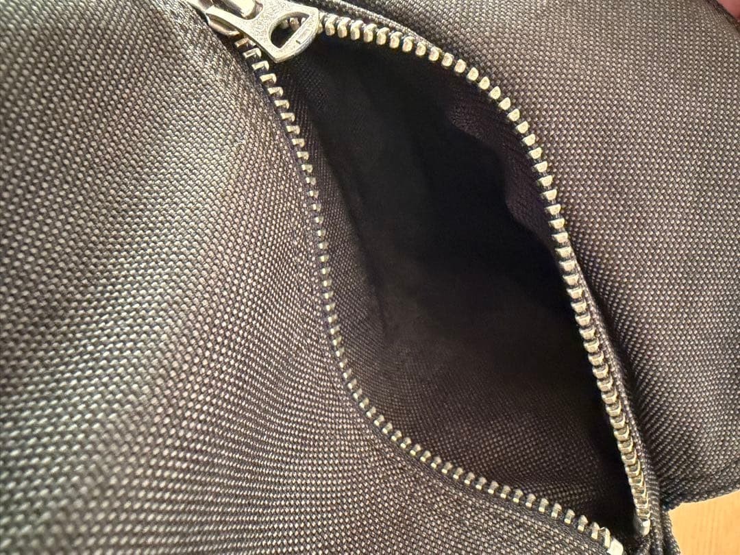 PORTER YOSHIDA SMOKY One Shoulder Sling Bag Body Bag Black Japan Authentic