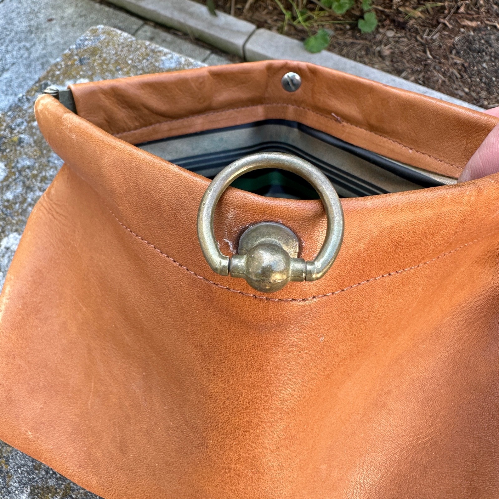 Leathersmith Dopp Kit Shaving Bag Bespoke Canada Vintage Leather Clamp Clasp Dr.