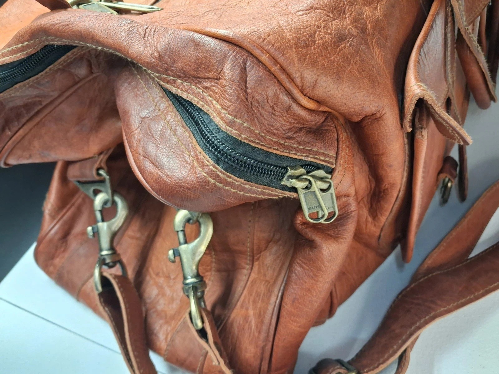Komal’s Passion Leather 32″ Duffle Bag Adjustable Strap Multi Pocket