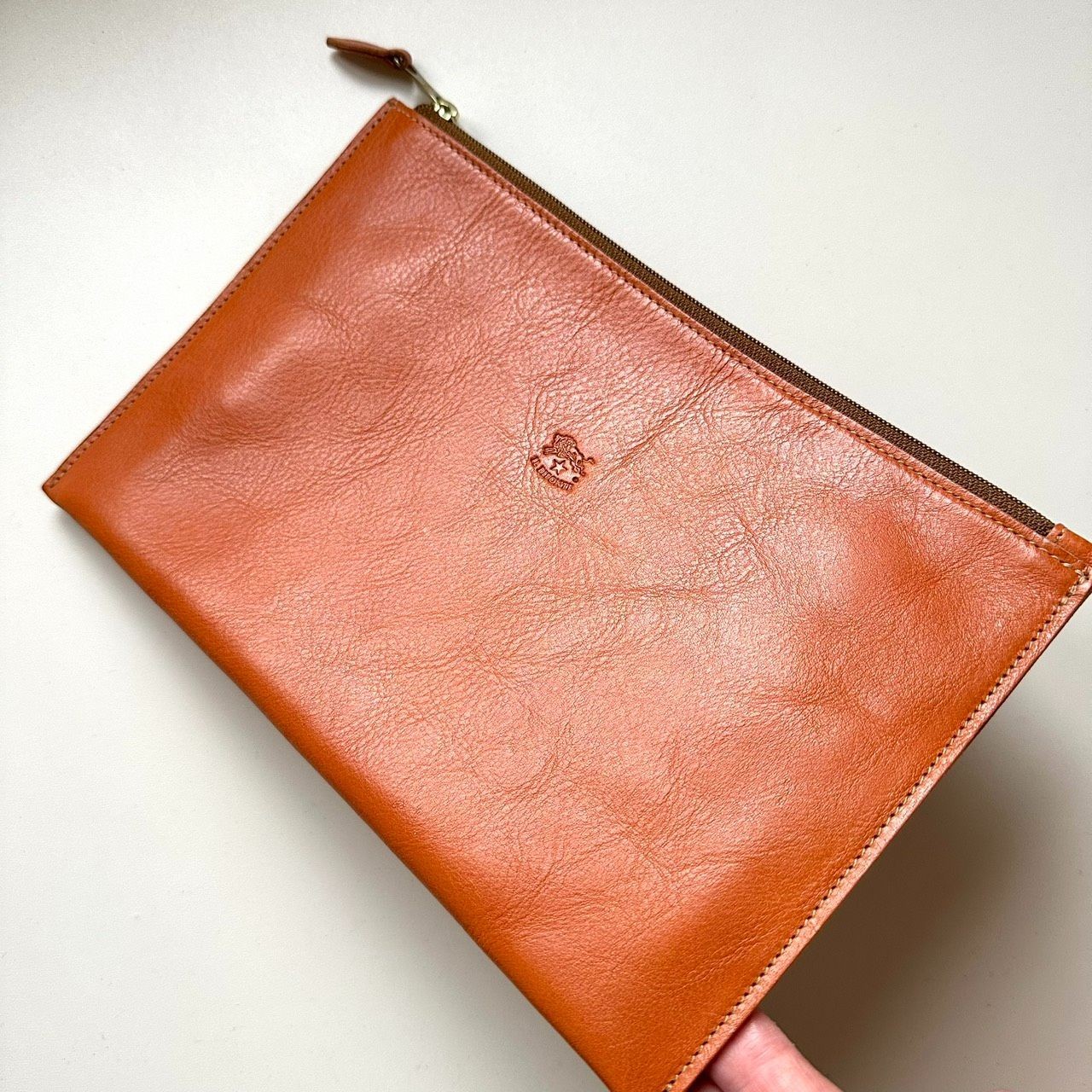 L BISONTE Zip Pouch Authentic Luxury Handbag 16×24cm brown leather W/Dustbag