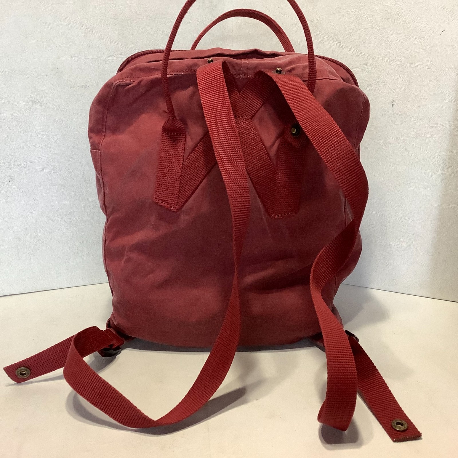 Fjallraven Kanken Classic Backpack 23510 Red 13″ x 10″