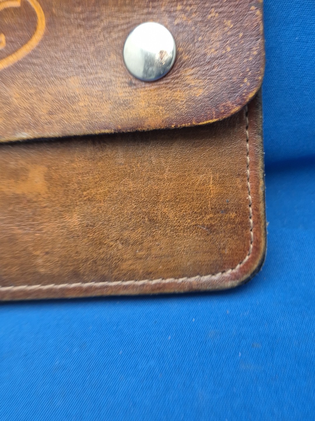 Leather Wallet Case With Logo Brown With Pockets Zipper & Clean