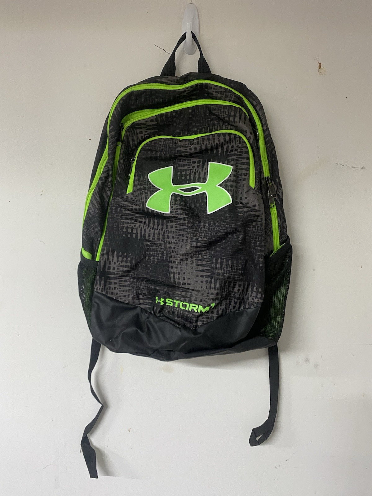 Under Armour Storm Backpack Black With Green Designs 2015 Super Cute