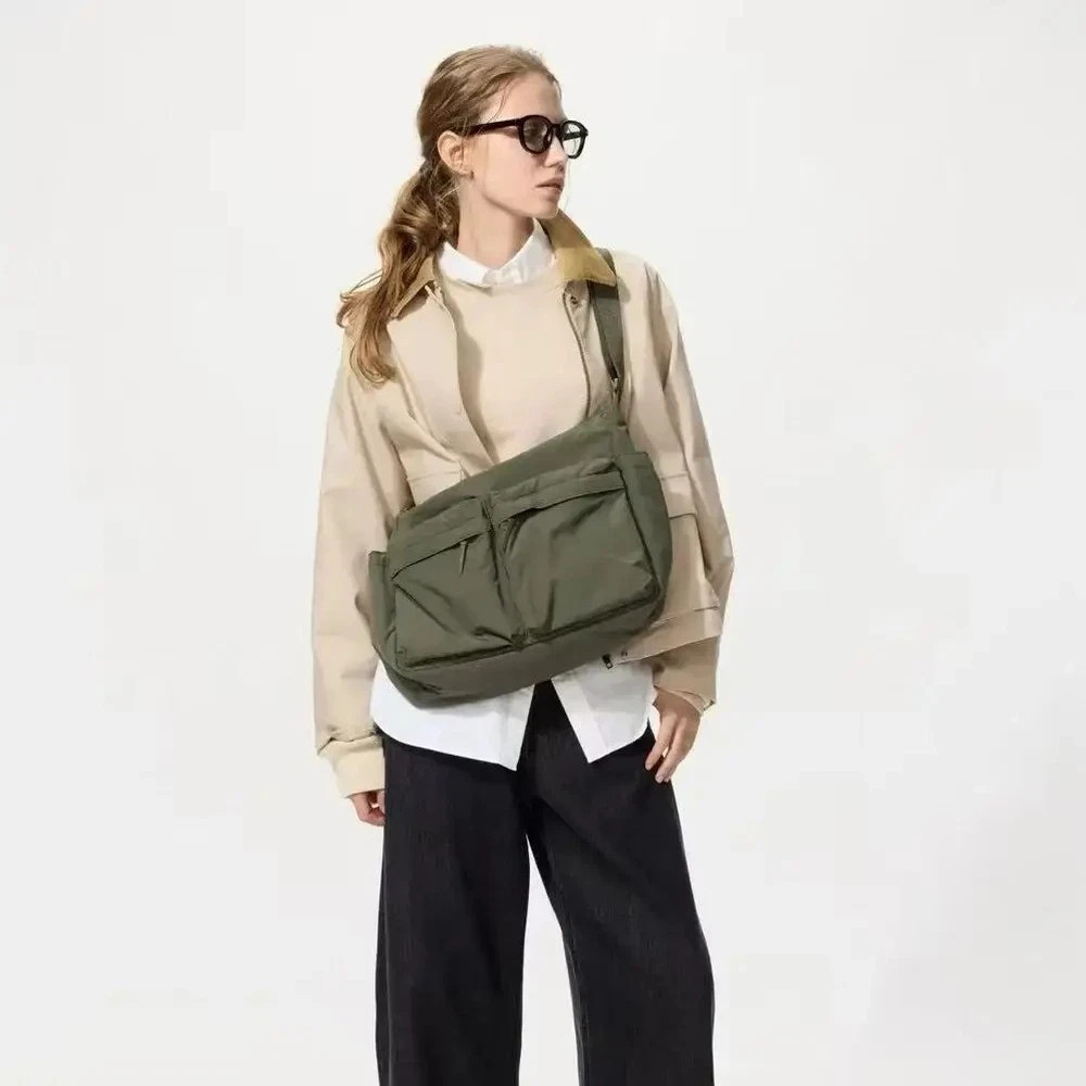 UNIQLO Casual Multi-pocket Messenger Bag Men Women Shoulder Bag Travel Sport Bag