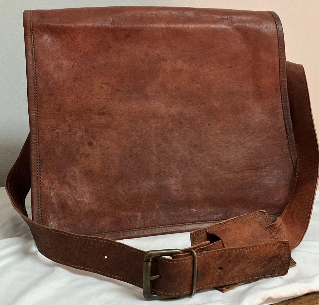 Vintage Brown Leather Messenger Bag Crossbody Satchel Laptop Briefcase 15” Uni