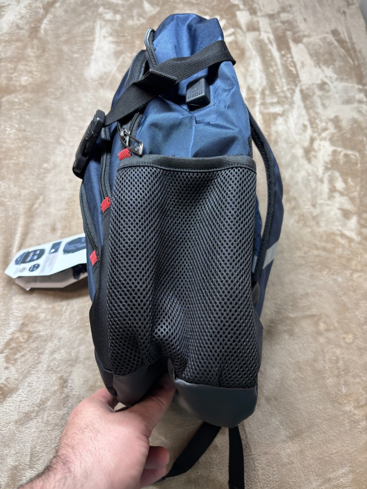 NWT Swiss Digital Design UniVector SD803-01 Backpack, USB Charging Port, RFID