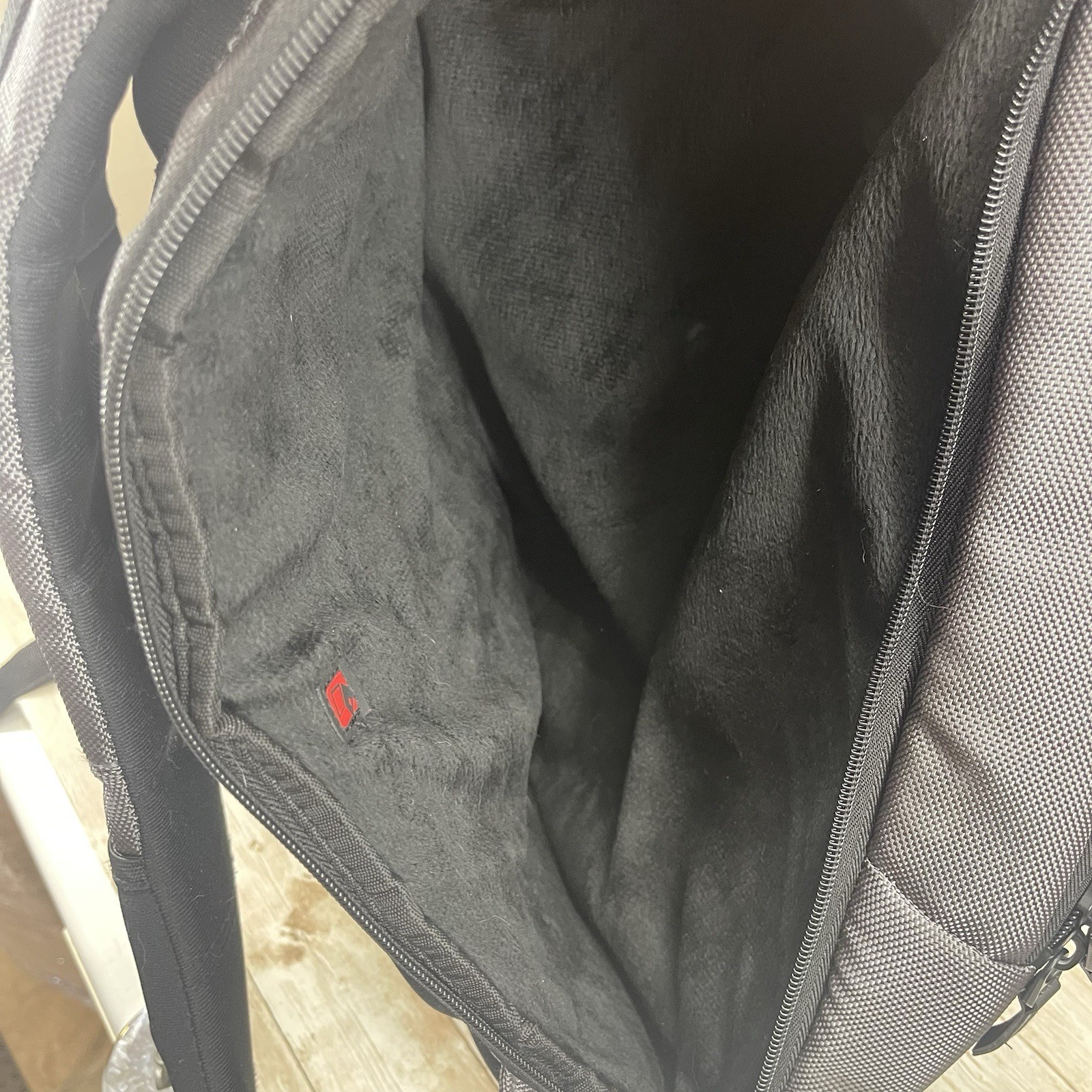 OGIO® Ace Pack Metallic Gray Backpack, 1680D, 1,450 cu. in./22.1 L, PADDED