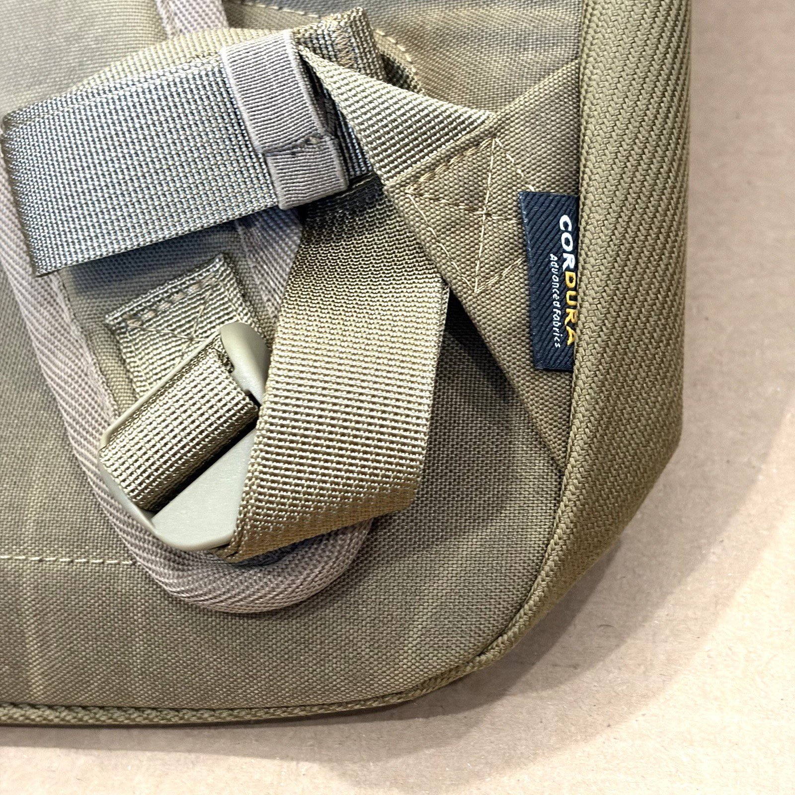 FILSON Surveyor 25L Backpack Dark Tan/Flame 20277987 NWT