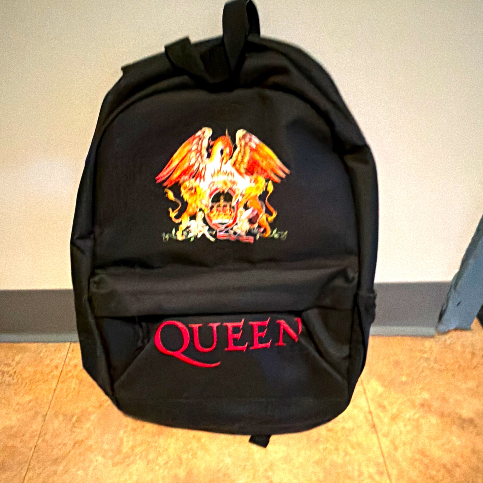 Rocksax Queen Graphic Print Backpack Black Medium Zip Pockets