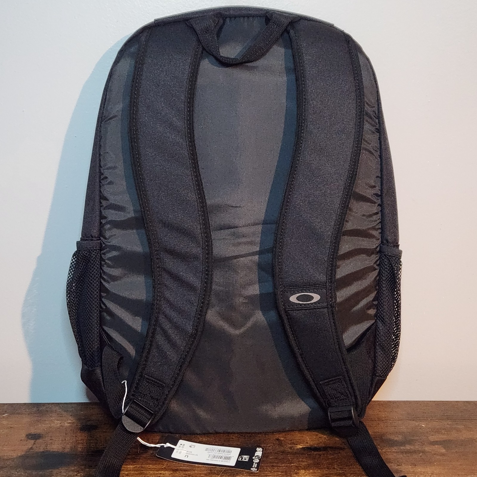 Oakley Enduro 22L Backpack Blackout Ventura Medstaff Embroidered – New With Tags