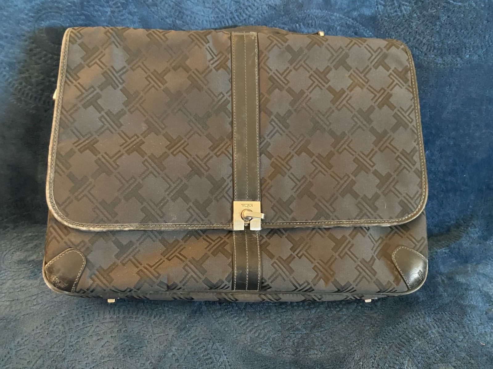 Tumi Signature Briefcase Laptop Bag Black 15.5″ x 11.25″ No Strap