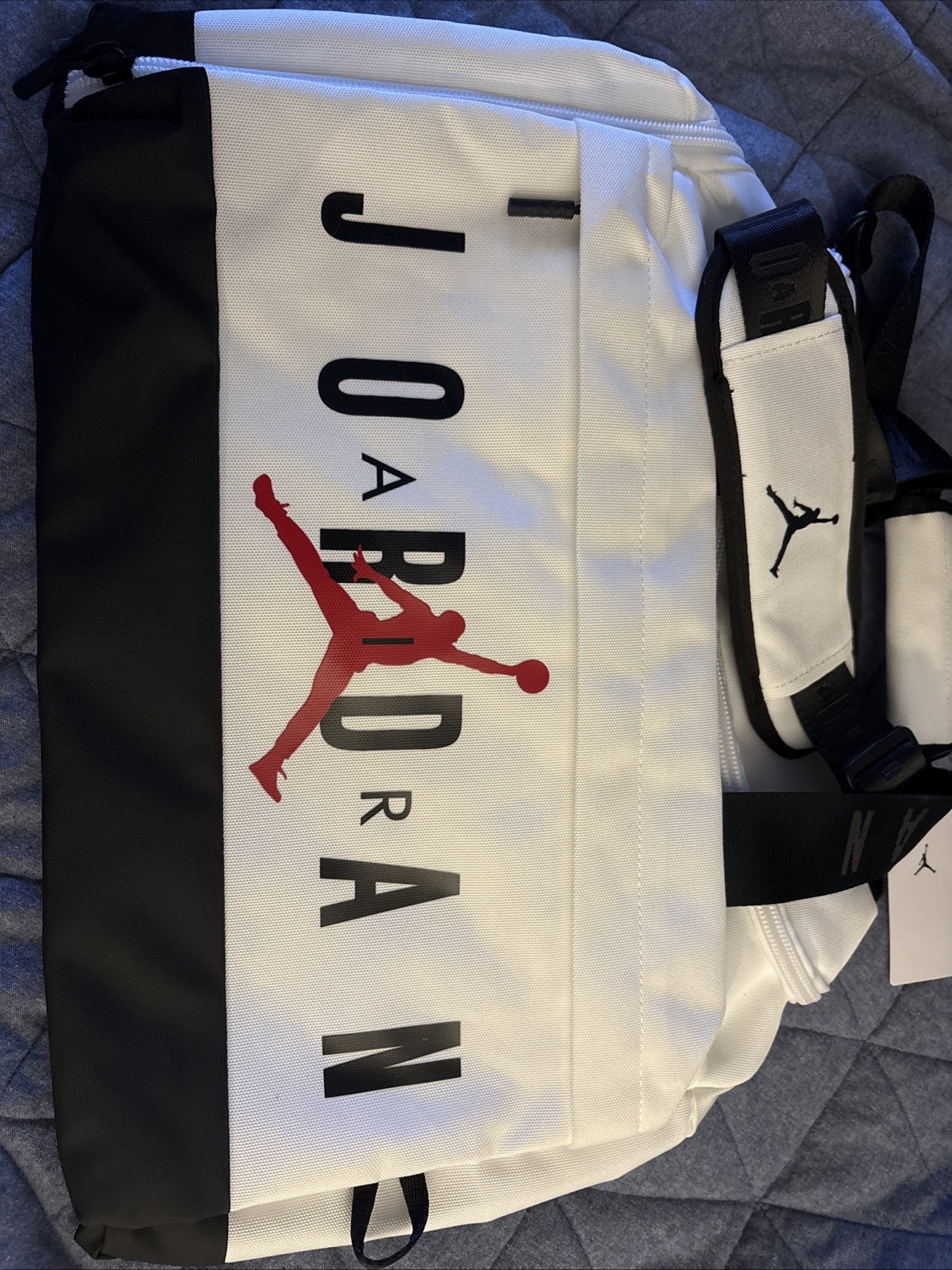 Jordan Velocity 46L Duffle Bag White (SM0920 001)💥💥💥