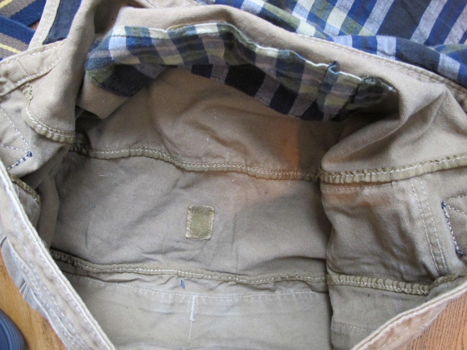 American Eagle Outfitters Canvas Messenger Crossbody Bag MilitaryKhaki AEO 19-77