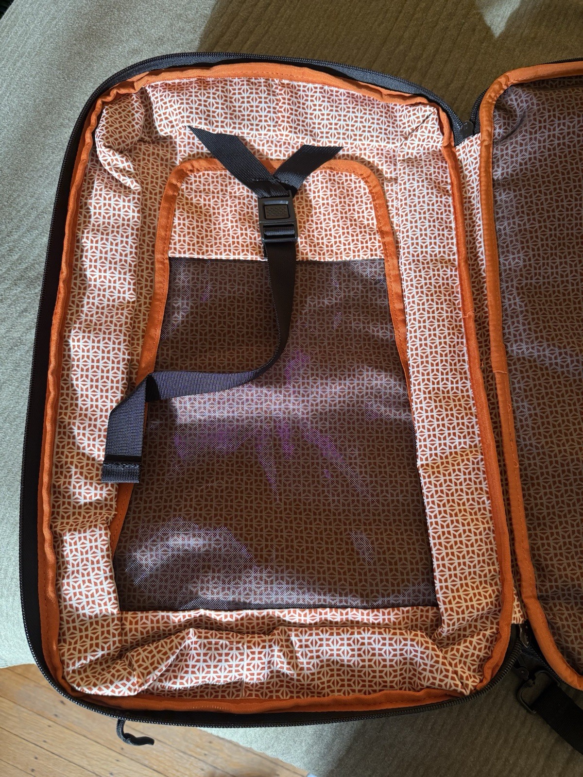 Knack Series 1 Medium Expandable Backpack Blue/Gray – Wharton UPenn – Very Rare