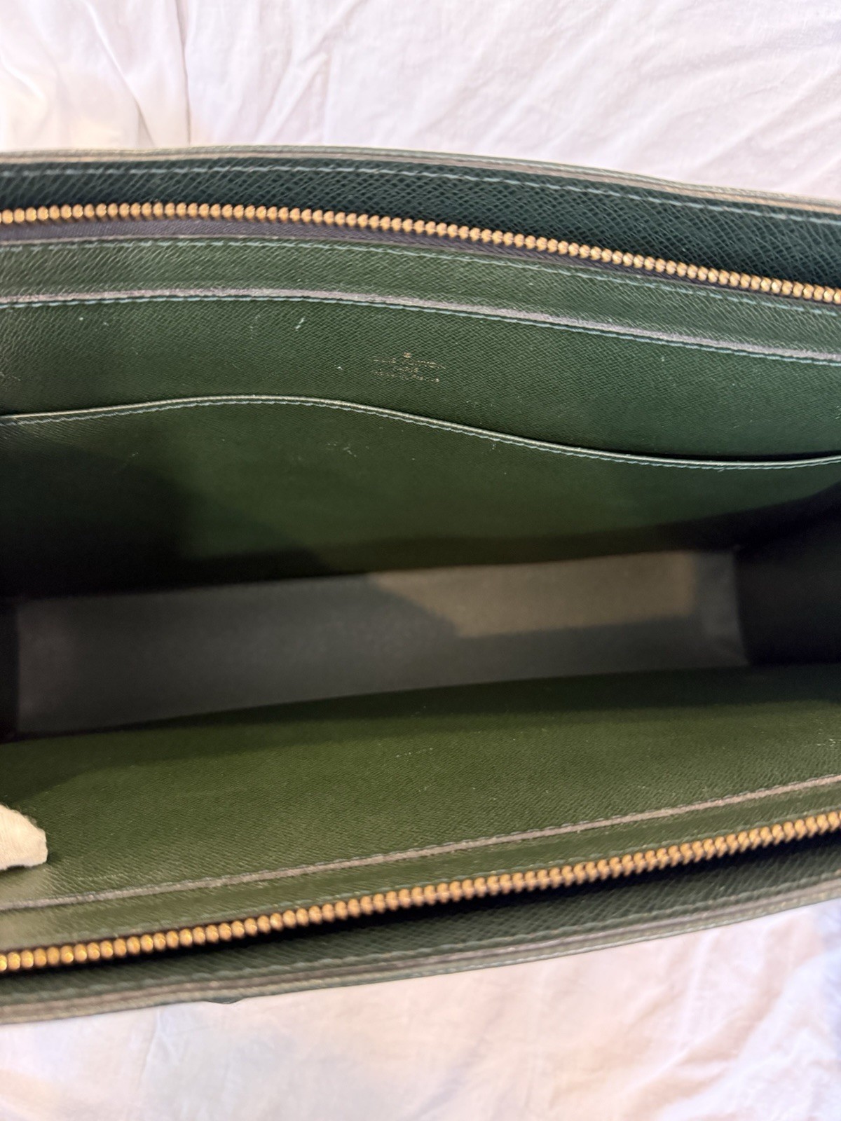 Auth Louis Vuitton Taiga Leather Briefcase Green Vintage 1997 Made In France