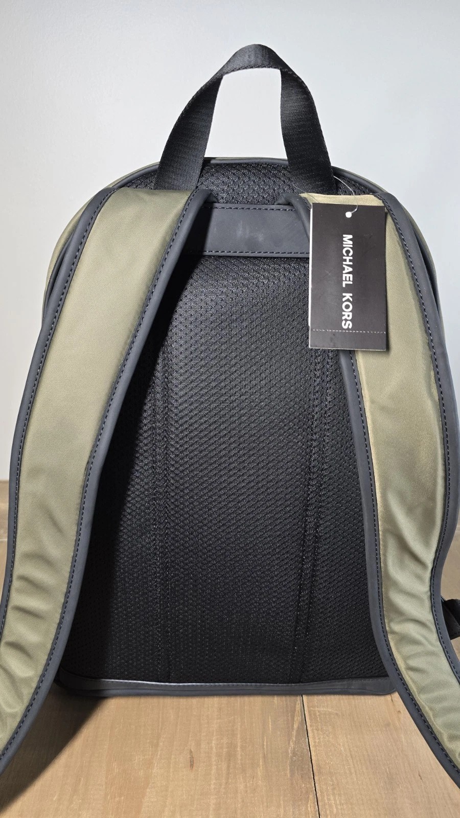 Michael Kors Men’s Nylon Malone Backpack Olive Green NWT Retail $198 READ DESC!