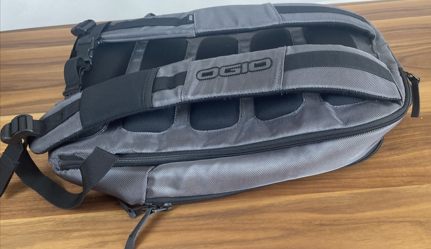 OGIO Ace Backpack 17” Laptop Pack-Tablet Sleeve Metallic Gray Padded Back