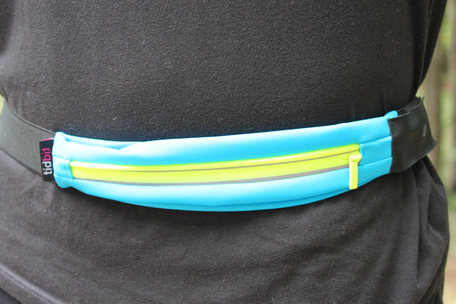 Bolan Bluetooth Earbud set -Plus- LED Light Up Exercise Runners Belt with Pocket