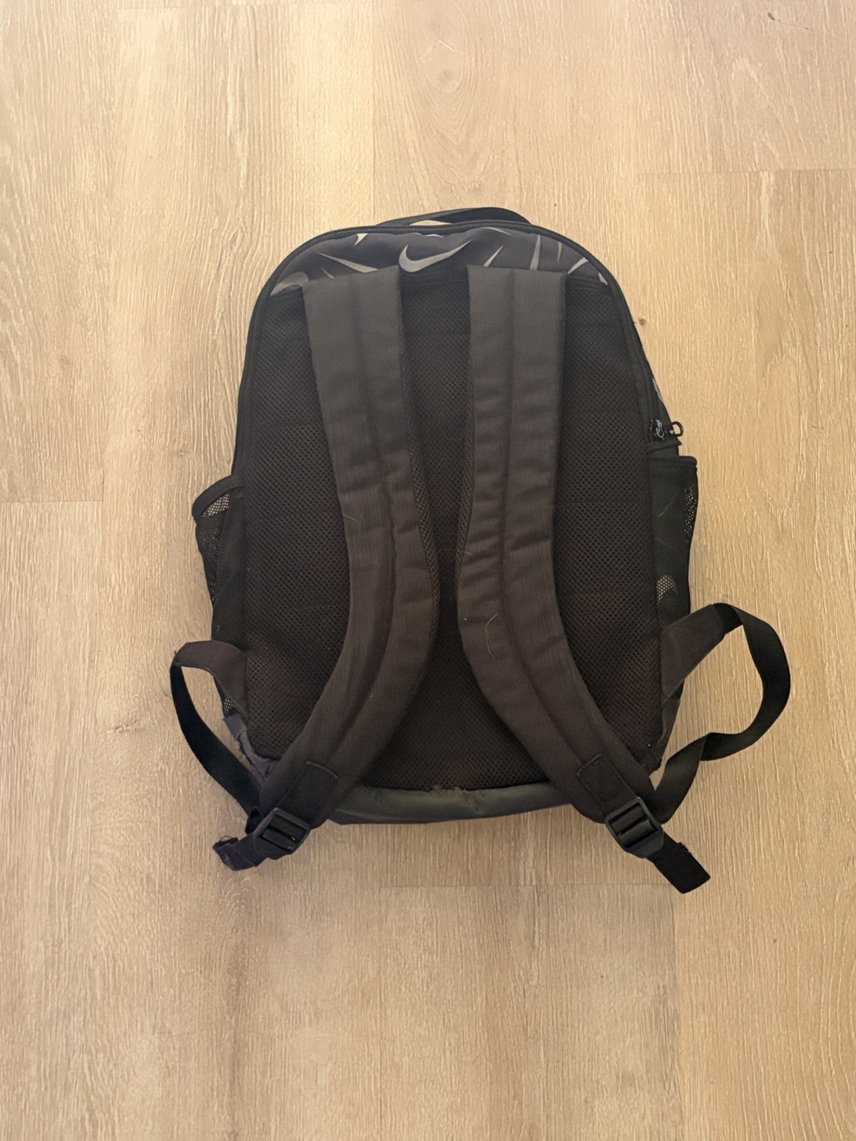 Nike Brasilia 9.5 Training Backpack black Book Sports Overnight Swoosh Bag