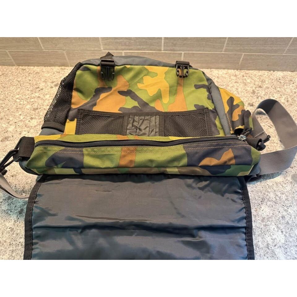 Green/Yellow//Brown Cabela’s Medium Camo Messenger Bag-Great Condition!