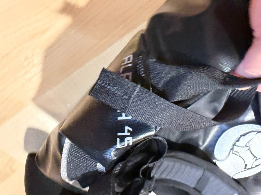 Gregory Alpaca 45 With Logo